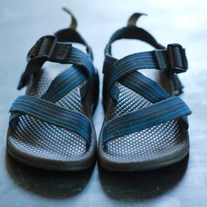 Kids Chaco hiking sandals